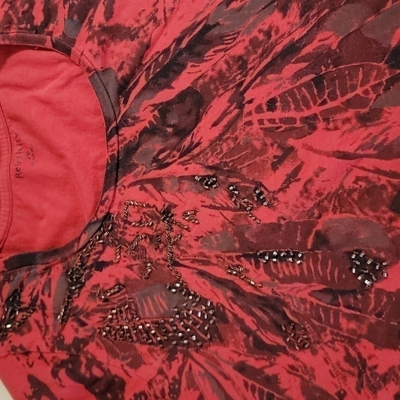 Nwot Relativity Feather Top - Picture 2 of 2